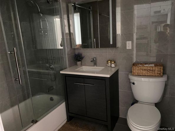 65-18 Austin St 2J, Rego Park NY 11374