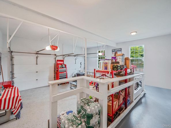 6 Nick Court, Yaphank NY 11980
