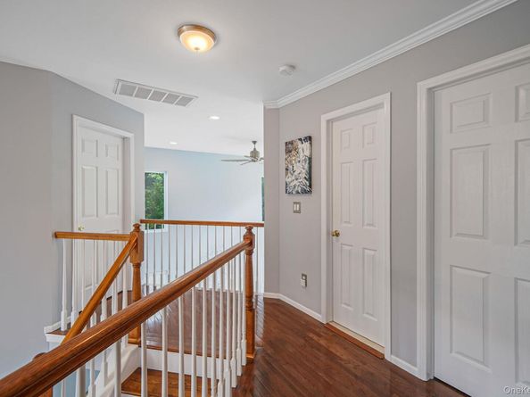 6 Nick Court, Yaphank NY 11980