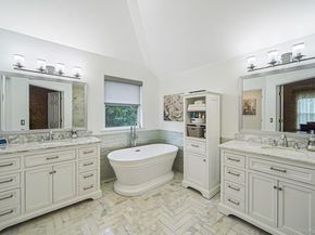 6 Nick Court, Yaphank NY 11980