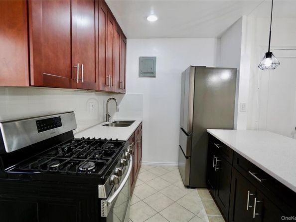 102-55 67th Road 3W, Forest Hills NY 11375