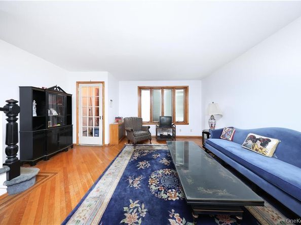 1988 E 29th Street, Brooklyn NY 11229