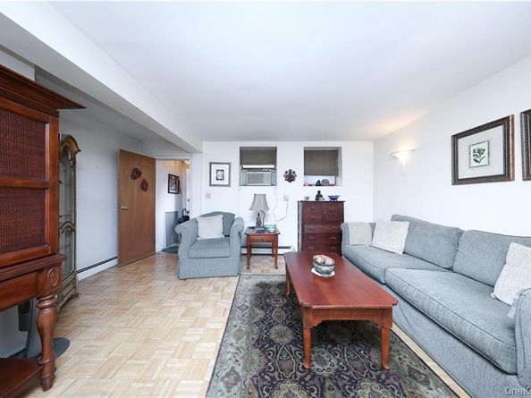 1988 E 29th Street, Brooklyn NY 11229