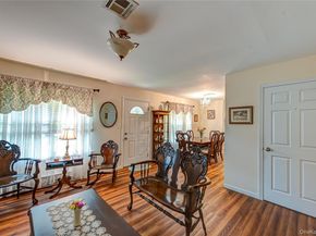 350B Woodbridge Drive 350B, Ridge NY 11961