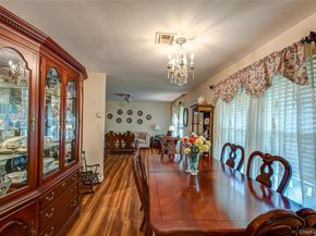 350B Woodbridge Drive 350B, Ridge NY 11961