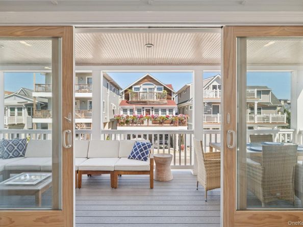 59 Delaware Avenue, Long Beach NY 11561