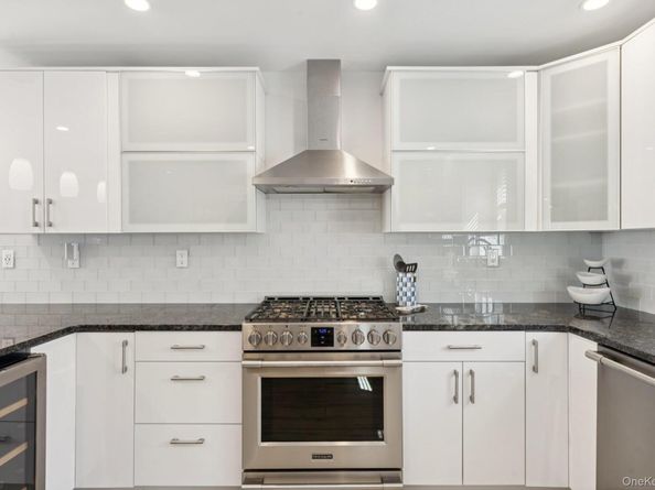 59 Delaware Avenue, Long Beach NY 11561