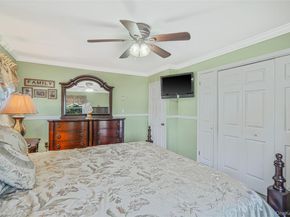 546 S Walnut Street, Lindenhurst NY 11757