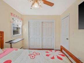 546 S Walnut Street, Lindenhurst NY 11757