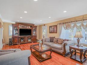 546 S Walnut Street, Lindenhurst NY 11757