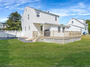 546 S Walnut Street, Lindenhurst NY 11757