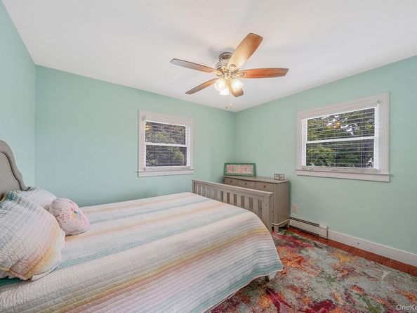19 Edmarc Court, Oakdale NY 11769