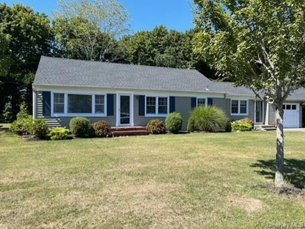 600 Parkway, Southold NY 11971