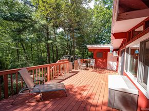4 Captain Richards Lane, Fort Salonga NY 11768