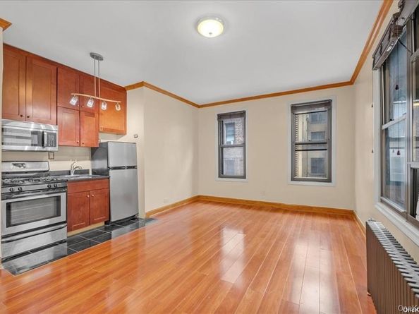 43-33 48th Street 4 J, Sunnyside NY 11104