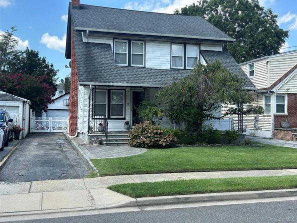 9 Christabel Street, Lynbrook NY 11563