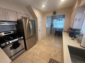 9 Christabel Street, Lynbrook NY 11563