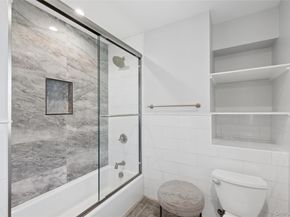 21 Sleepy Lane, Melville NY 11747