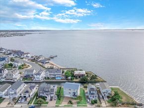 125 S Bay Drive, Babylon NY 11702