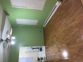 8674 108th Street, Richmond Hill NY 11418