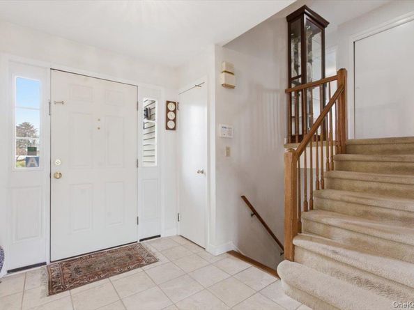 5 Avis Drive, New Rochelle NY 10804