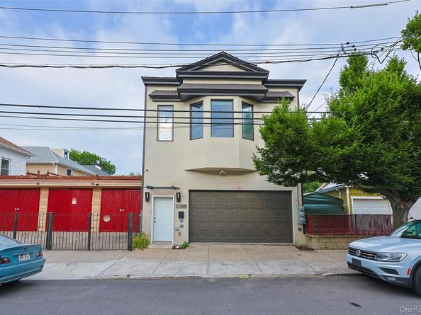 14-11 114 Streets, College Point NY 11356