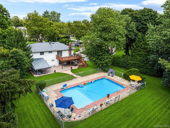 212 Cedrus Avenue, East Northport NY 11731