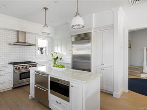 7 Old Boathouse Lane S, Hampton Bays NY 11946