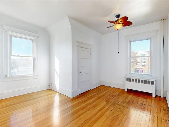 14 Hamilton Avenue, New Rochelle NY 10801