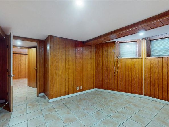14 Hamilton Avenue, New Rochelle NY 10801