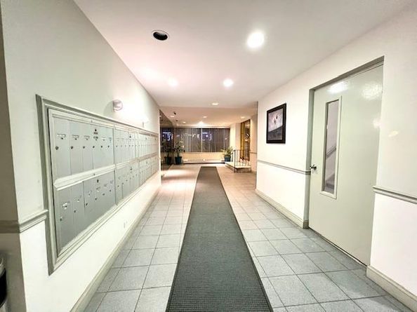 222-89 Braddock Avenue 4B, Bellerose NY 11428