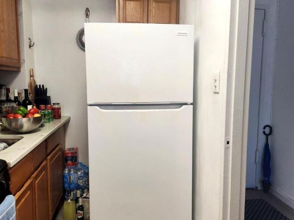 222-89 Braddock Avenue 4B, Bellerose NY 11428