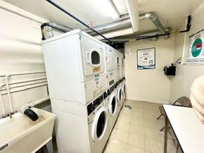 222-89 Braddock Avenue 4B, Bellerose NY 11428