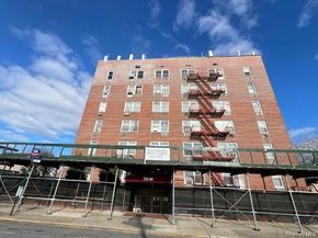 222-89 Braddock Avenue 4B, Bellerose NY 11428