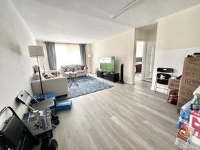 222-89 Braddock Avenue 4B, Bellerose NY 11428