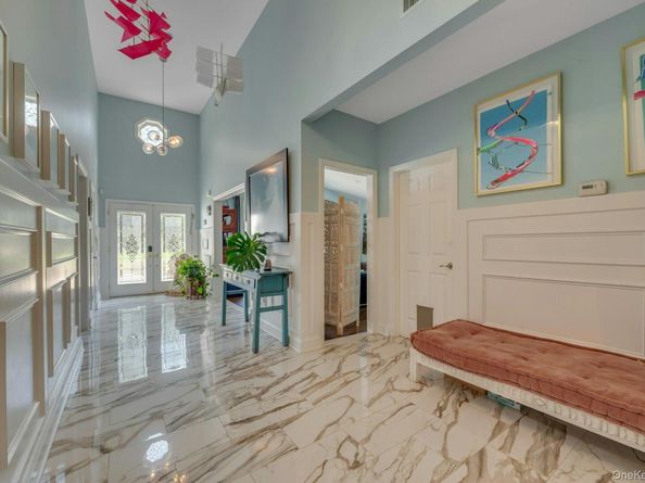 87 Washington Heights Avenue, Hampton Bays NY 11946