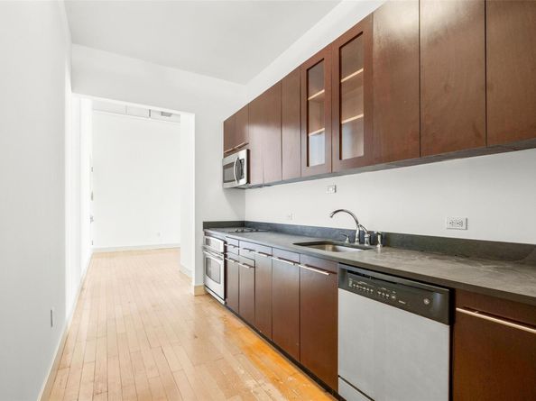 25 Leroy Place 402, New Rochelle NY 10805