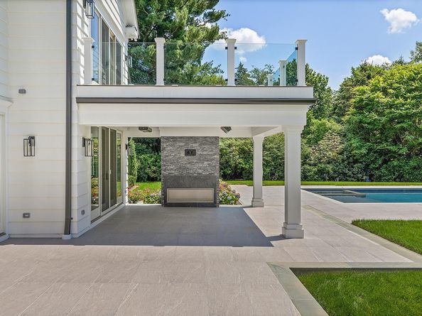 42 Mamaroneck Road, Scarsdale NY 10583