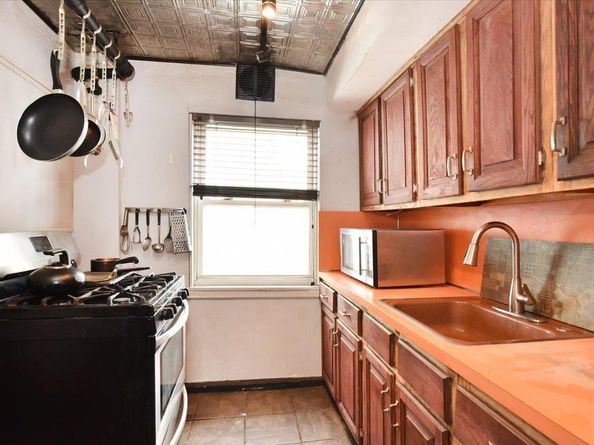 102-35 187th Street, Hollis NY 11423