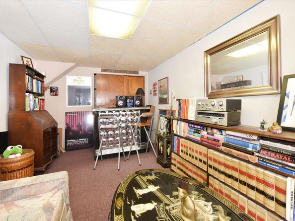 102-35 187th Street, Hollis NY 11423