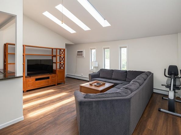101 Toronto Avenue, Massapequa NY 11758