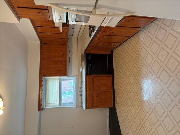 68 Loring Avenue, Yonkers NY 10704