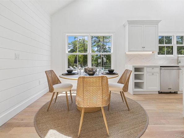 16 Walker Court, East Quogue NY 11942