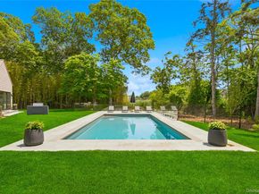 16 Walker Court, East Quogue NY 11942