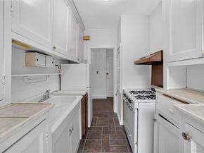 11 Columbia Avenue C7, Hartsdale NY 10530