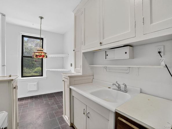 11 Columbia Avenue C7, Hartsdale NY 10530