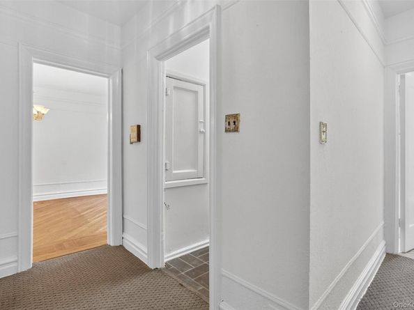 11 Columbia Avenue C7, Hartsdale NY 10530