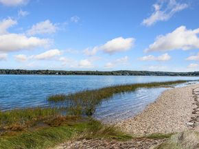 84 Oyster Shores Road, East Hampton NY 11937