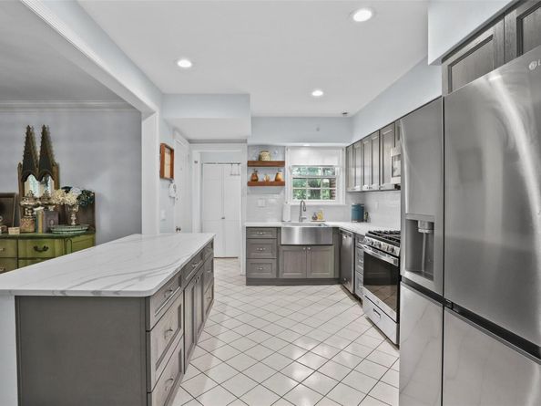 74 Chester Drive, Yonkers NY 10710