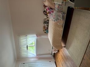 48 Archie Place, West Islip NY 11795